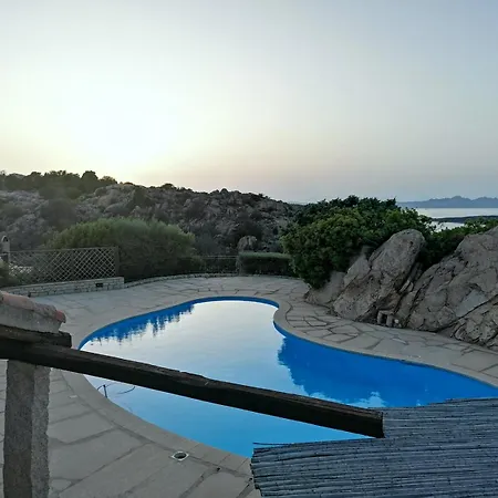 Luxury Three Bedroom House With Pool And Panoramic Sea View *