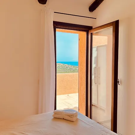Luxury Three Bedroom House With Pool And Panoramic Sea View
